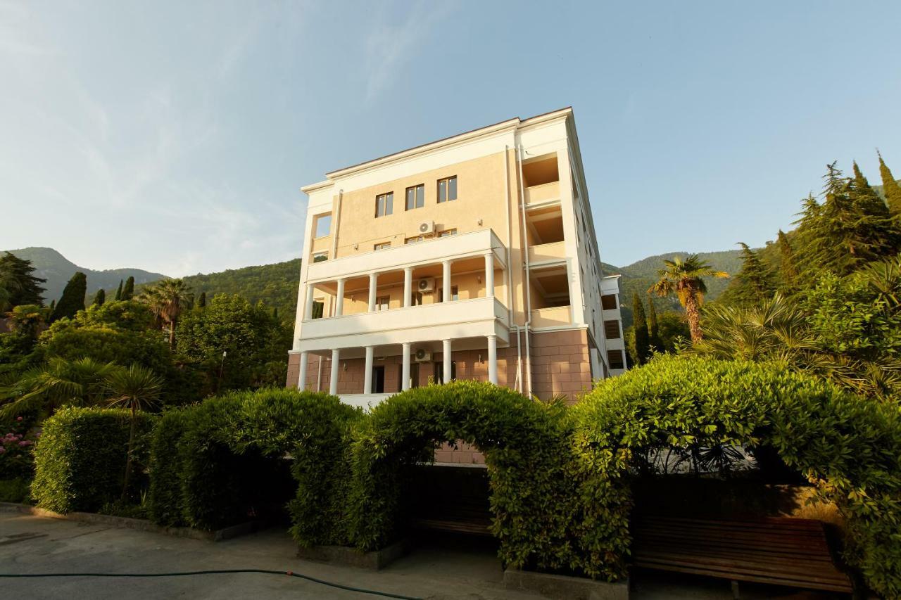 Old Gagra Hotel Esterno foto