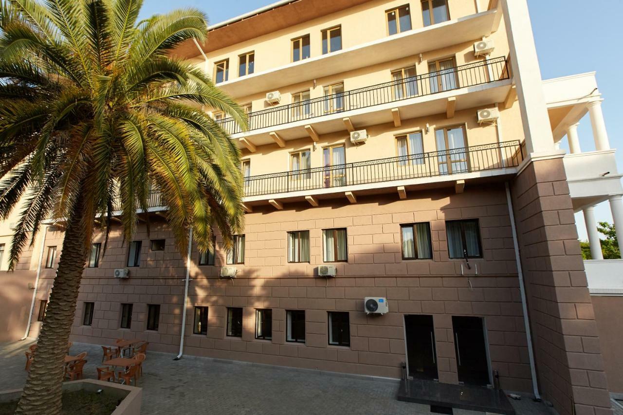 Old Gagra Hotel Esterno foto