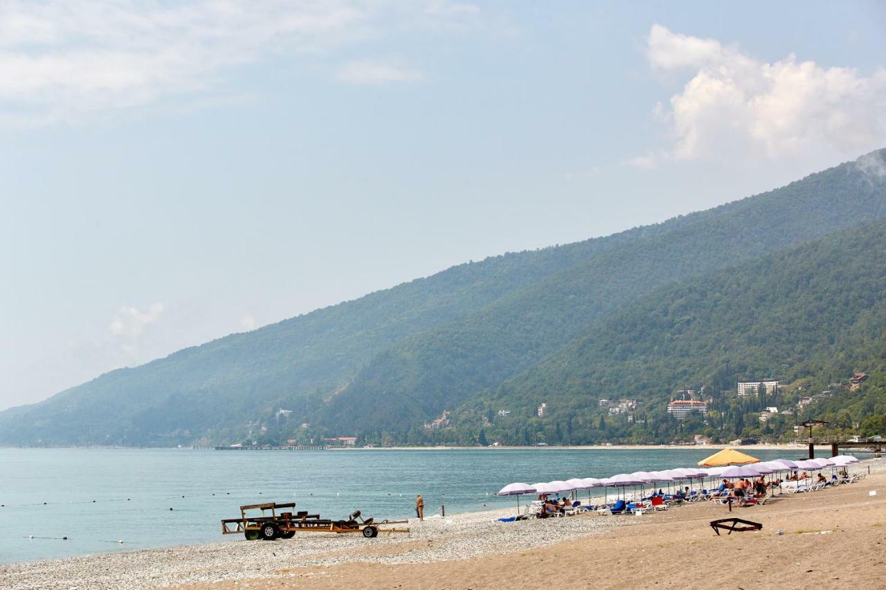 Old Gagra Hotel Esterno foto