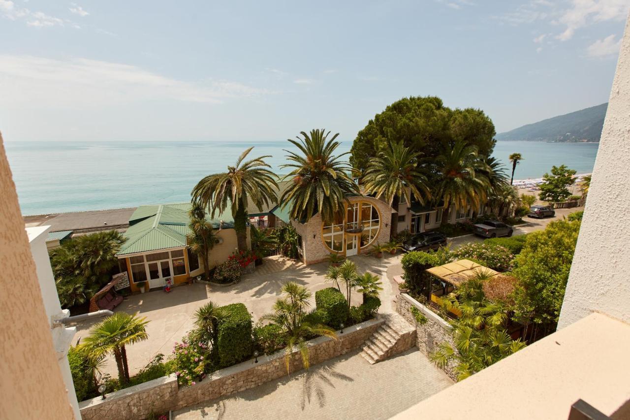 Old Gagra Hotel Esterno foto